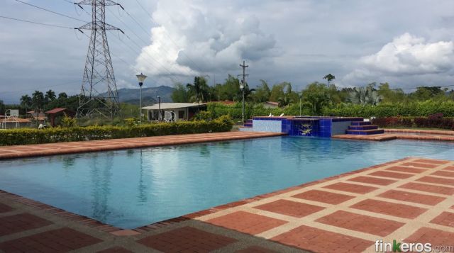 FINCAS CON GRAN CAPACIDAD DE ALOJAMIENTO PARA ALQUILER - Finca en Pereira, Risaralda